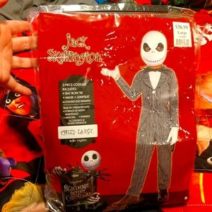 Jack skellington Halloween costume of The nightmare before Christmas